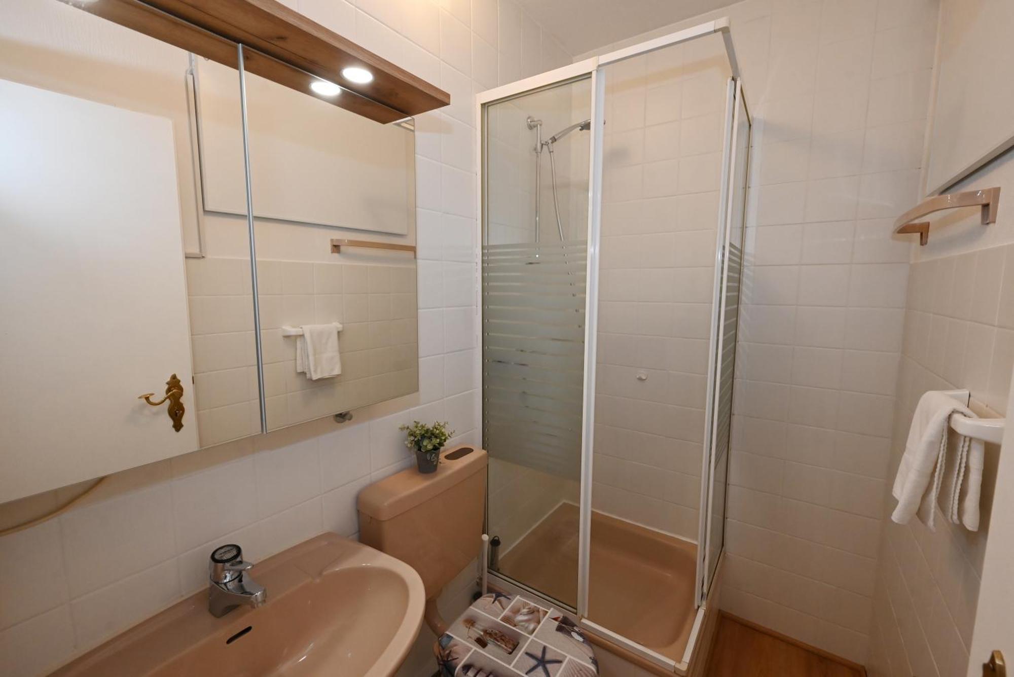 Strandhotel Salty Бюзум Экстерьер фото