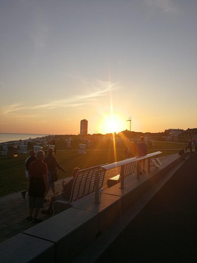 Strandhotel Salty Бюзум Экстерьер фото